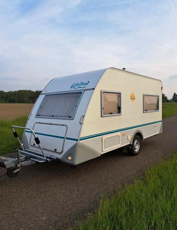 Eifelland Holiday 5303 (Knaus) lichtgewicht caravan