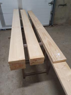 9 nieuwe vurenhouten balk of plank totaal 24 Meter