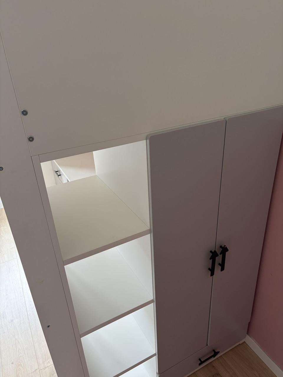 Hoogslaper met bureau, kast en planken - Wit