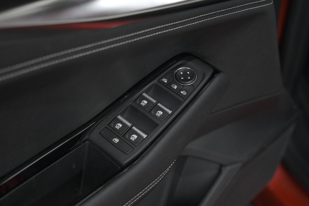 Renault Austral 1.2 e-tech full hybrid 200 techno | panoramadak | 360 camer