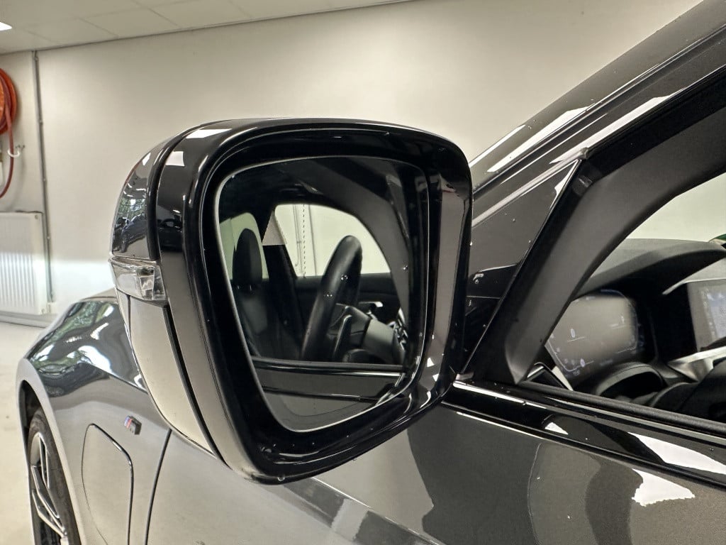 BMW 3-serie 330e m-sport | dravitgrau | schuif/kanteldak | memory |