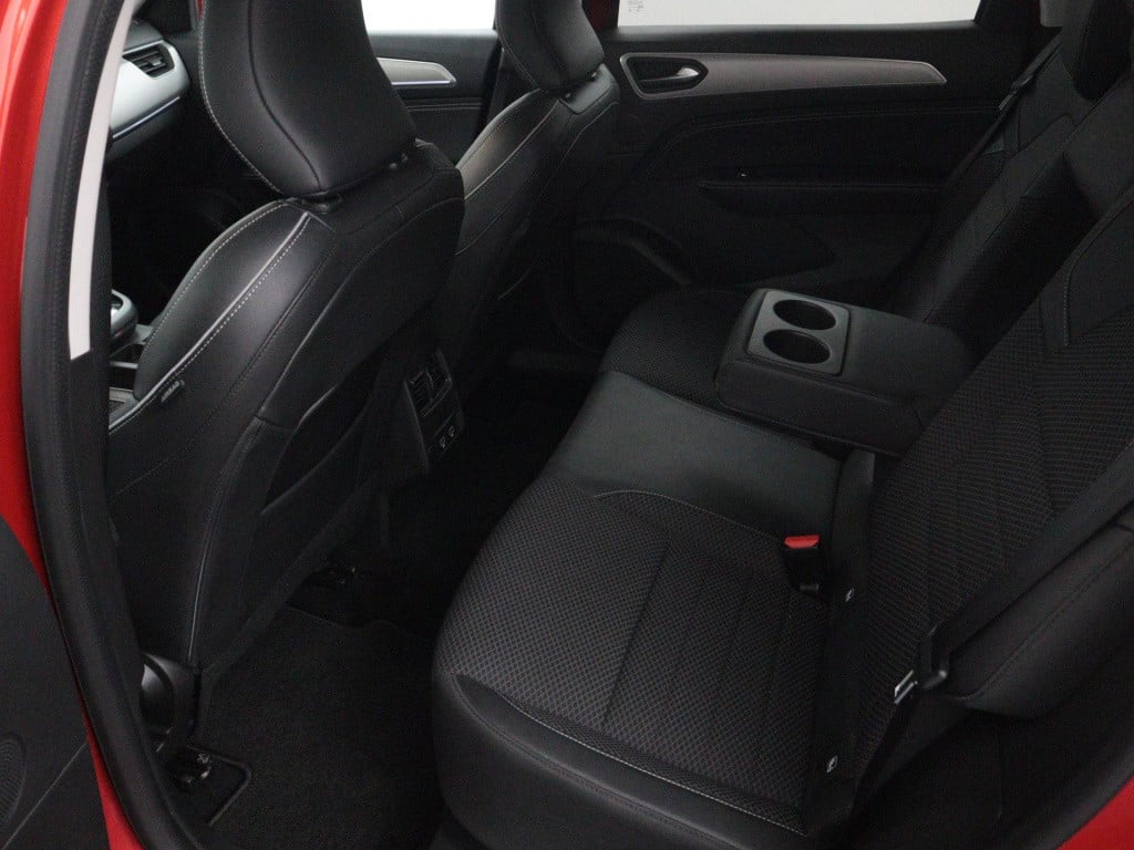 Renault Arkana 1.6 e-tech hybrid 145 techno | automaat | parkeer sensoren |