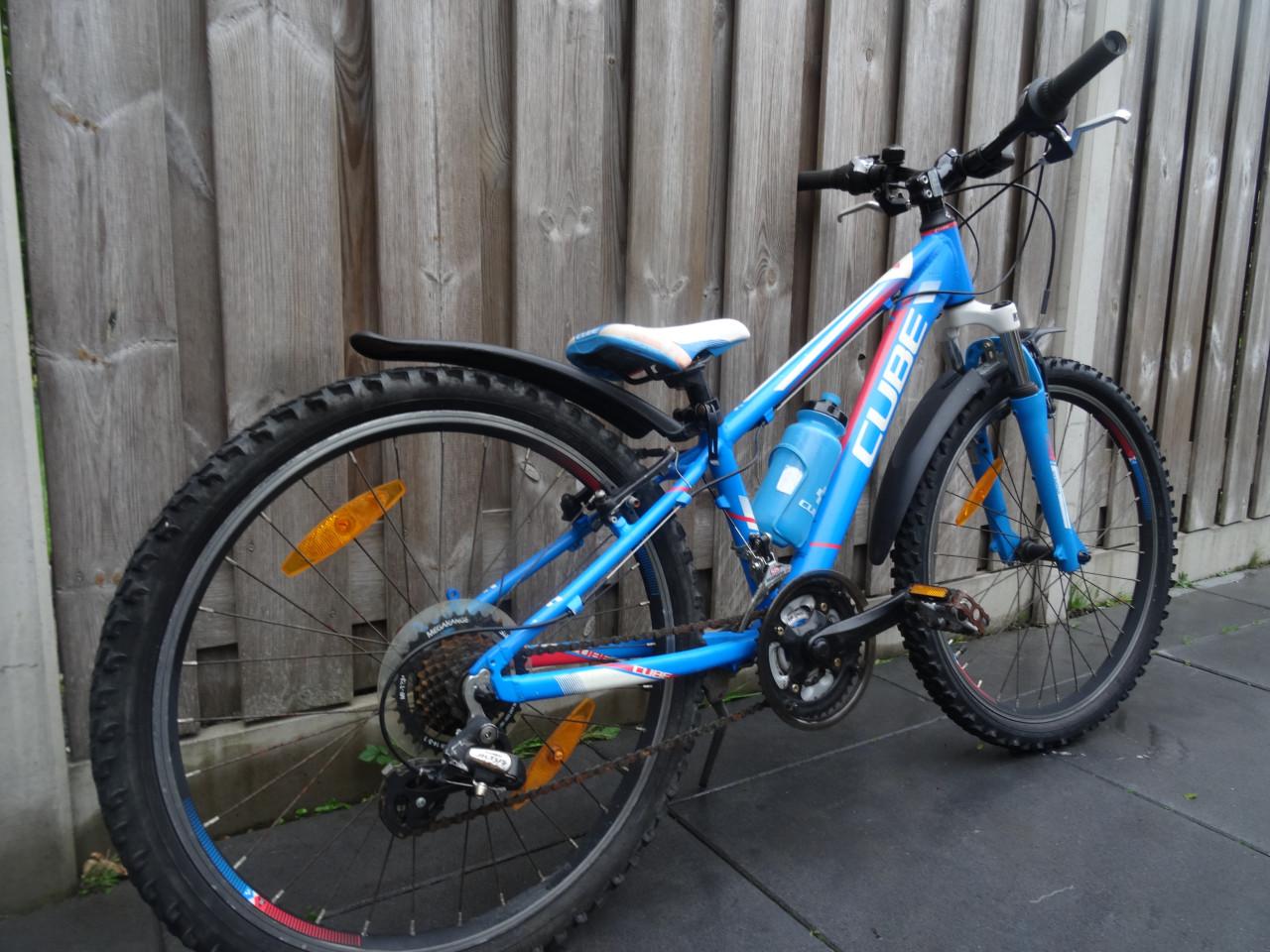 Cube 24ā³ kinder/jeugd mountainbike ā 21 versnellingen
