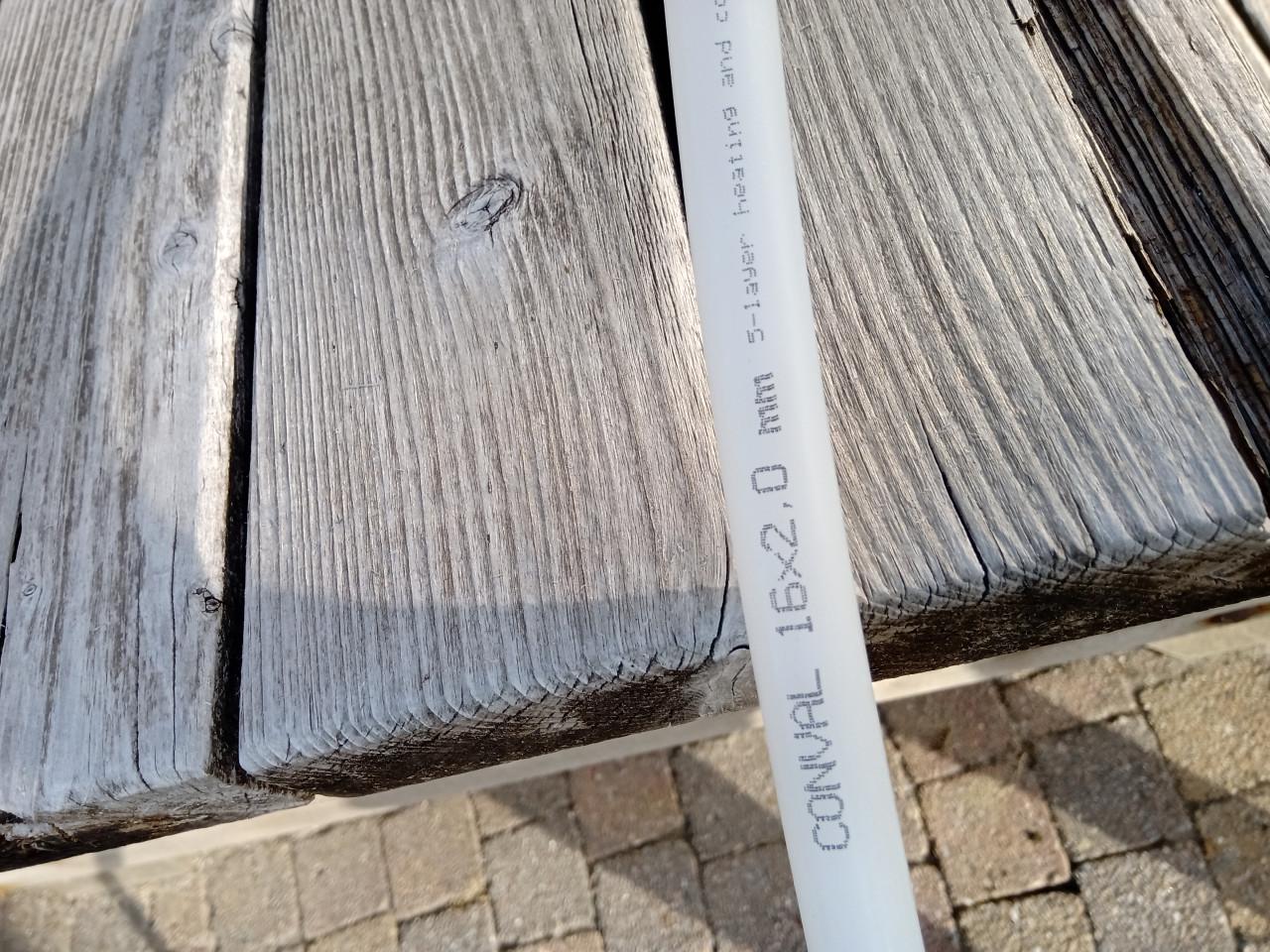 VLOERVERWARMING  SLANG
