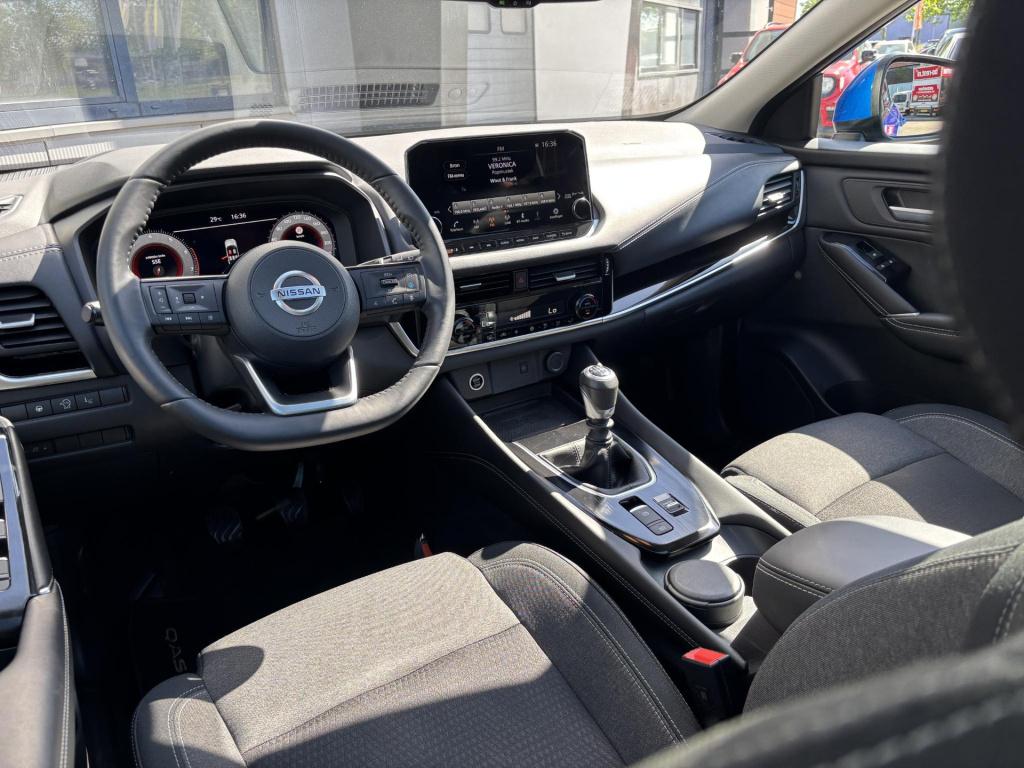 Nissan Qashqai 1.3 mhev premiere edition