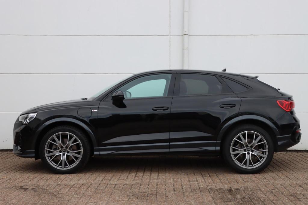 Audi Q3 sportback 45 tfsi e s edition 245pk s tronic | soh 99% |