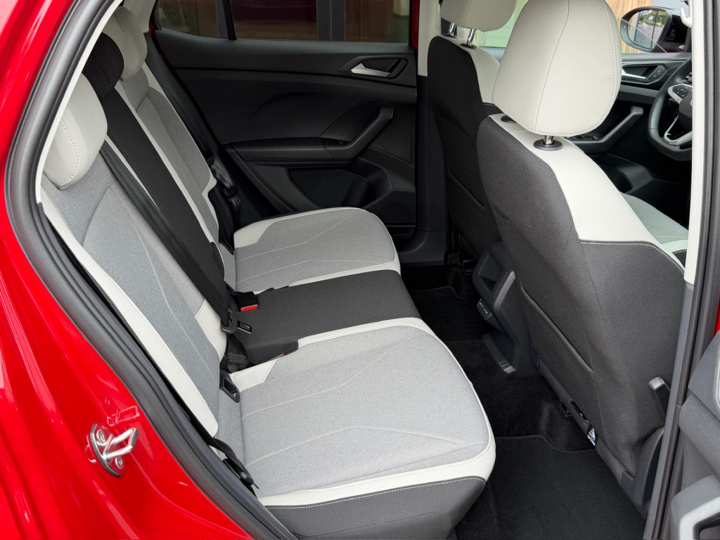 Volkswagen T-cross 1.0 tsi 116pk style | trekhaak | camera | navi | led gri