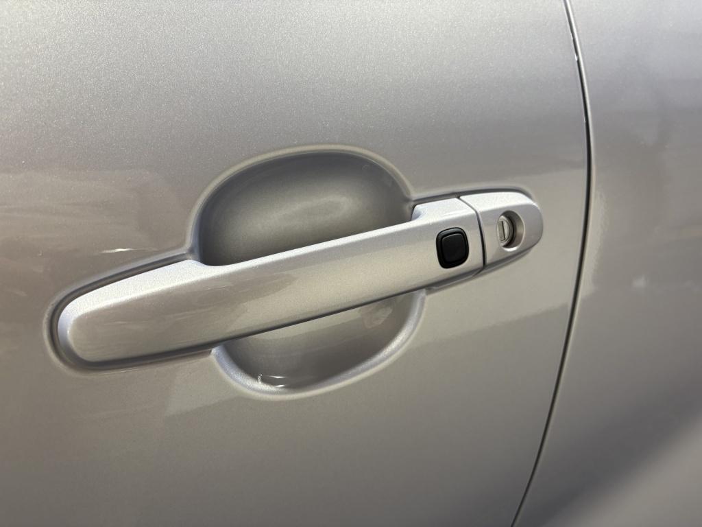 Toyota Aygo x 1.0 vvt-i mt jbl| pdc| stoel.verw| camera| keyless| climate