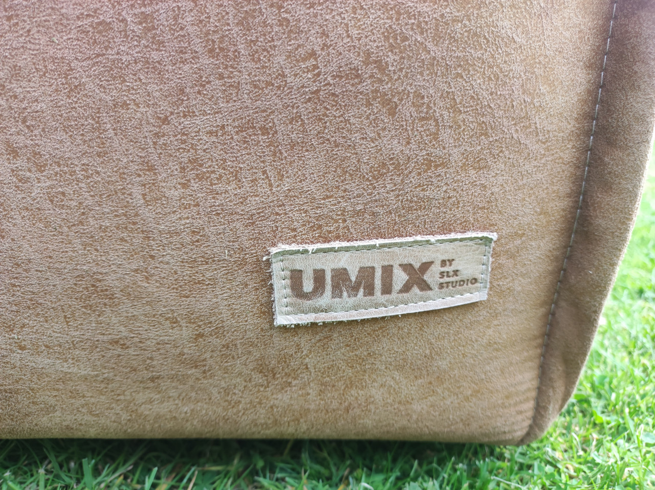 Umix hocker
