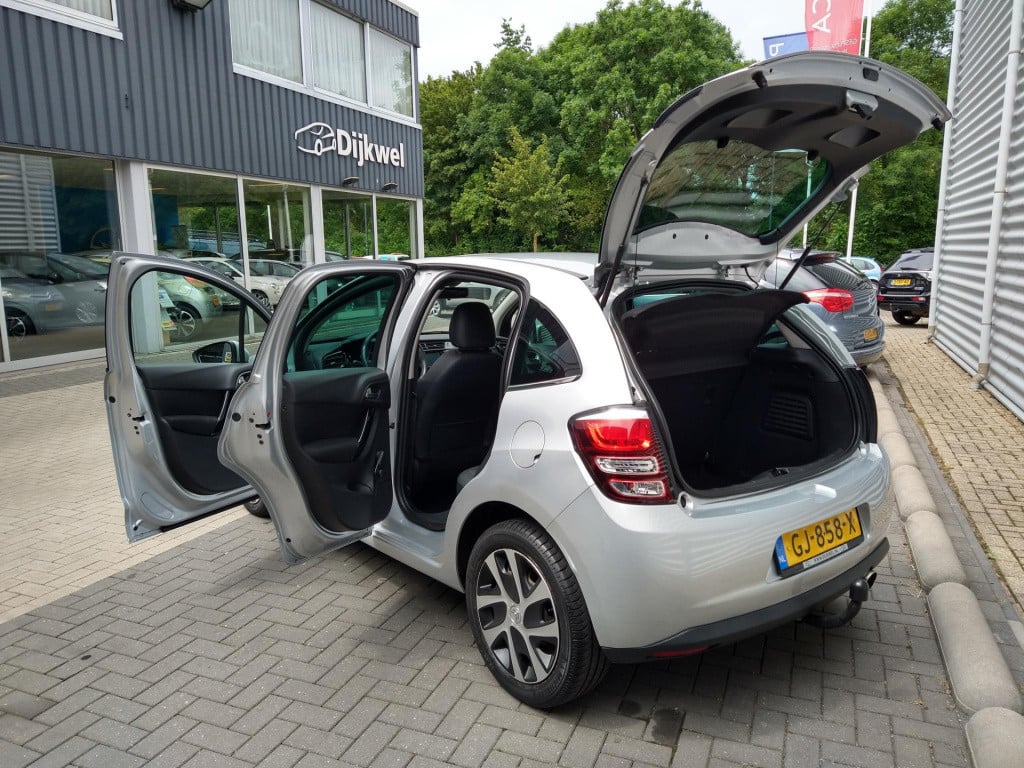 Citroen C3 1.2 82 pk collection nav/clim/trekhaak
