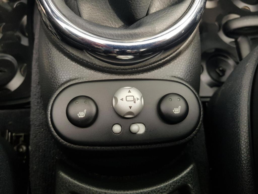 Mini Cooper Cabrio mini 1.6 chili leer.