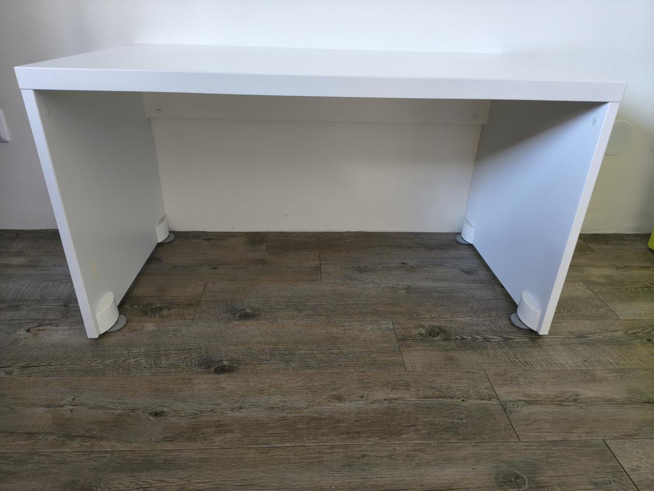 Ikea smastad kinder tafeltje