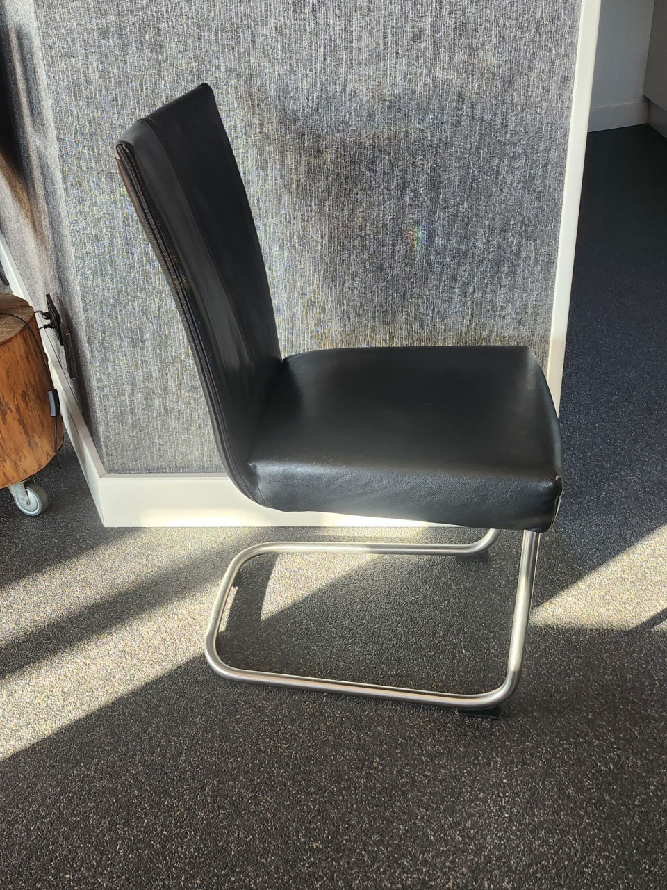 Bert Plantagie design zwart lederen stoelen