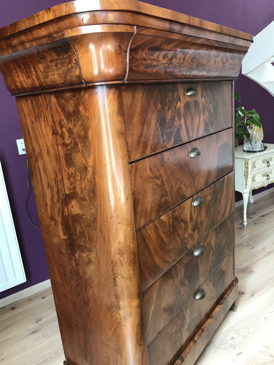 Antiek houten ladenkast