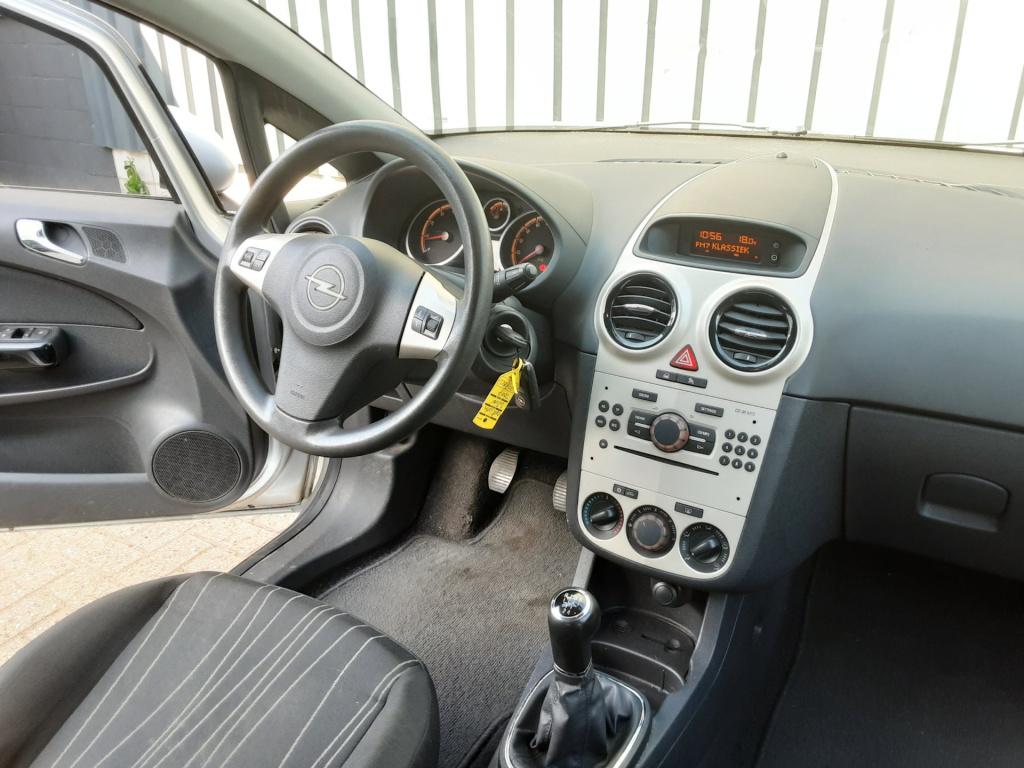 Opel Corsa 1.4-16v enjoy