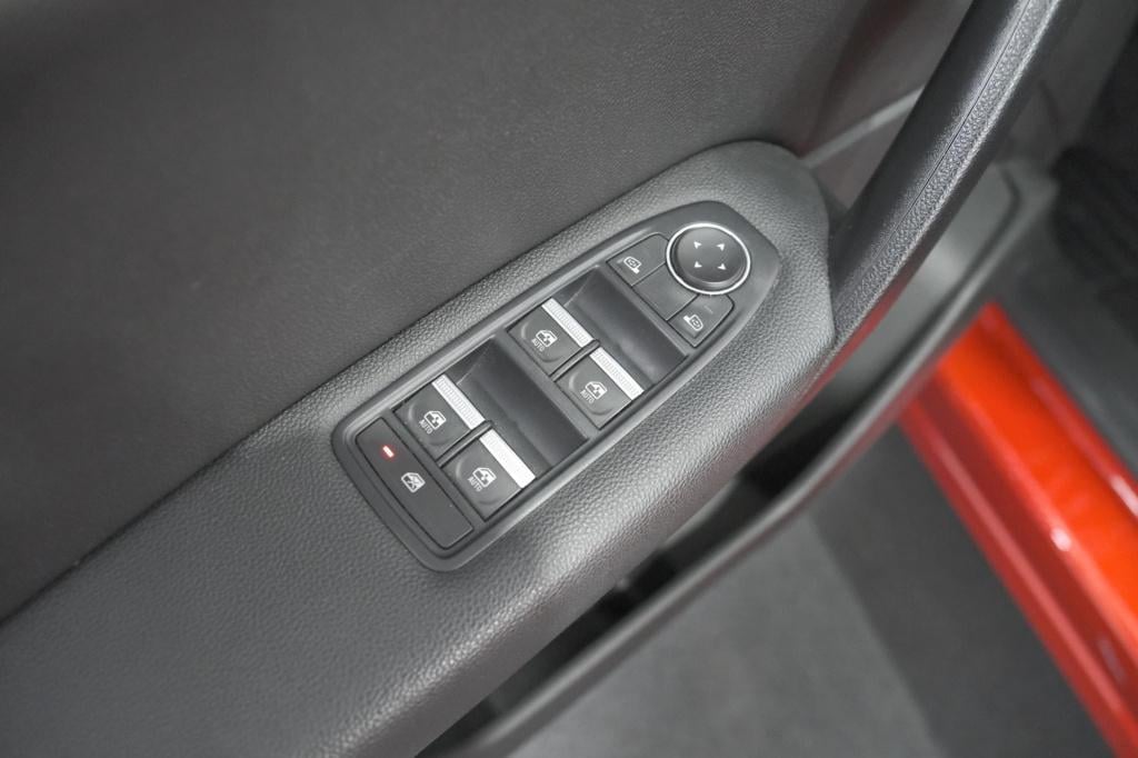 Renault Captur 1.6 e-tech hybrid 145 sl rive gauche | camera | parkeersenso