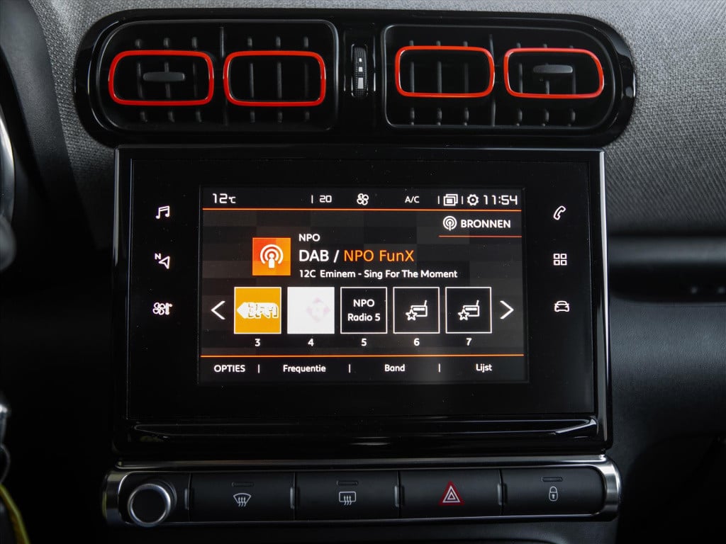Citroen C3 Aircross 1.2 puretech 110pk feel automaat | navigatie | trekhaak