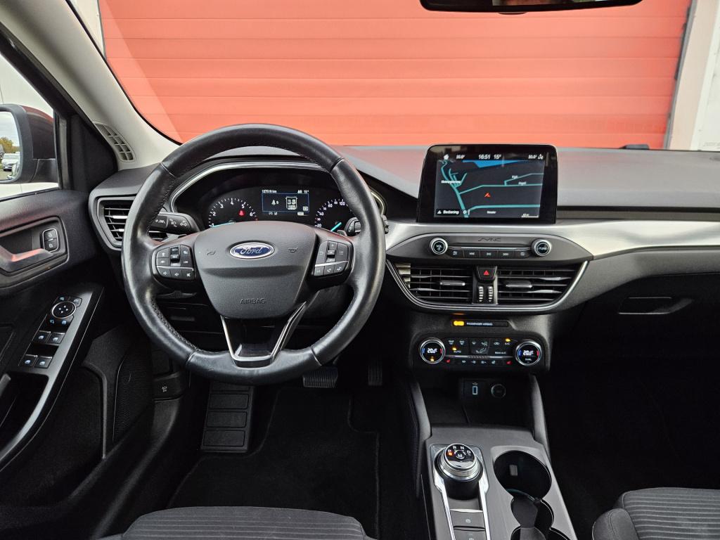 Ford Focus wagon 1.0 ecoboost titanium business | acc | pdc