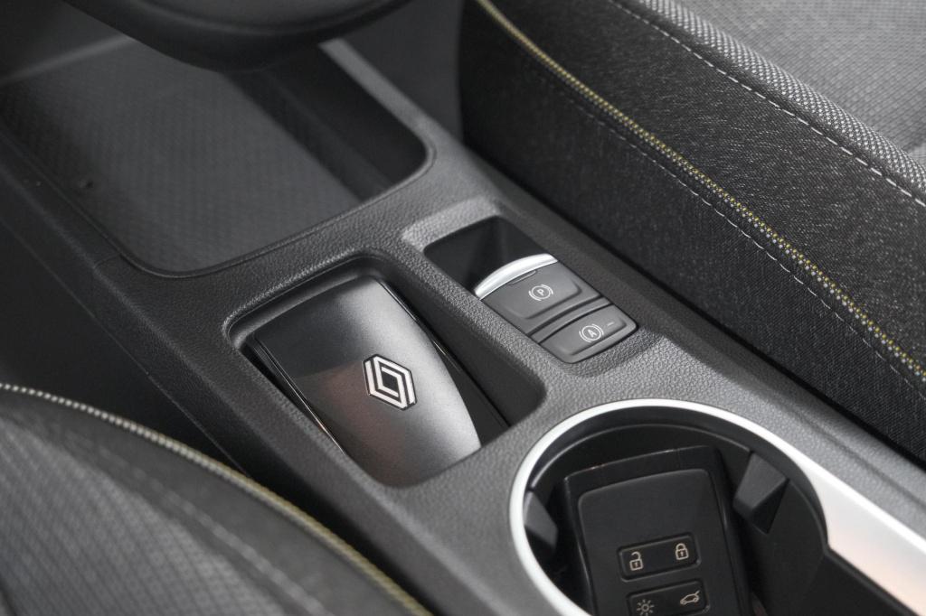 Renault Captur mild hybrid 160 techno | pack winter | camera | adaptieve cr