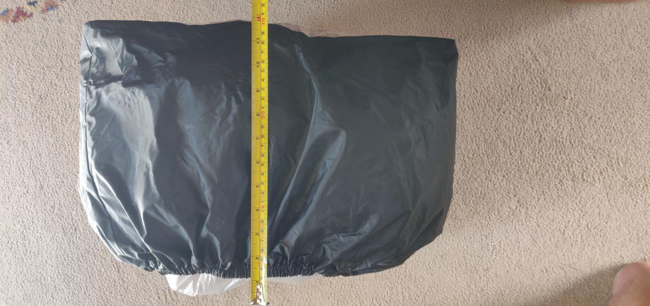 Regenhoes voor tanktas