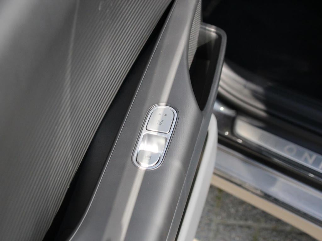Hyundai Ioniq 6 connect 77.4 kwh | head-up display | navigatie | camera | a
