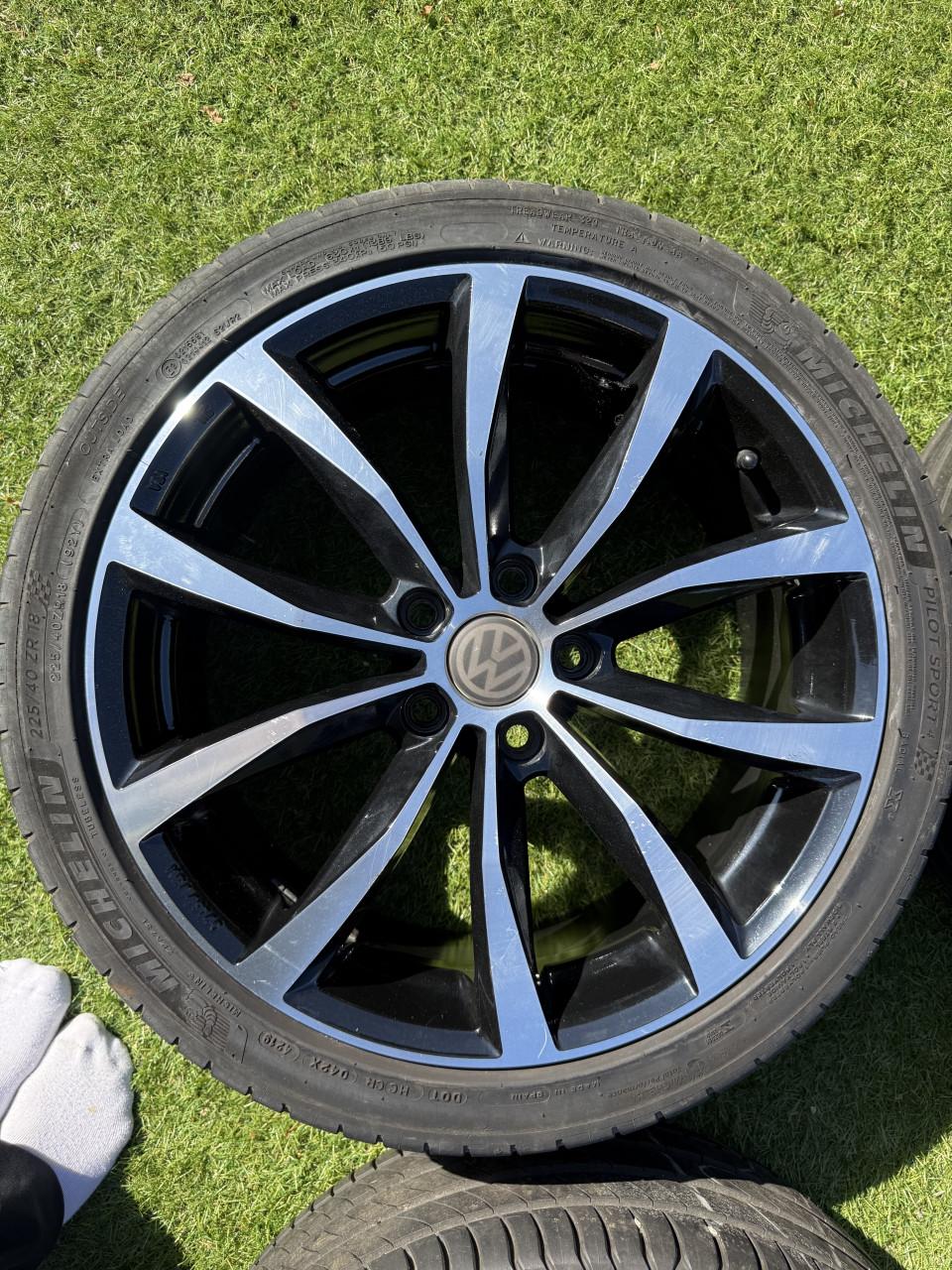 VW Golf 6 velgen met zomerbanden