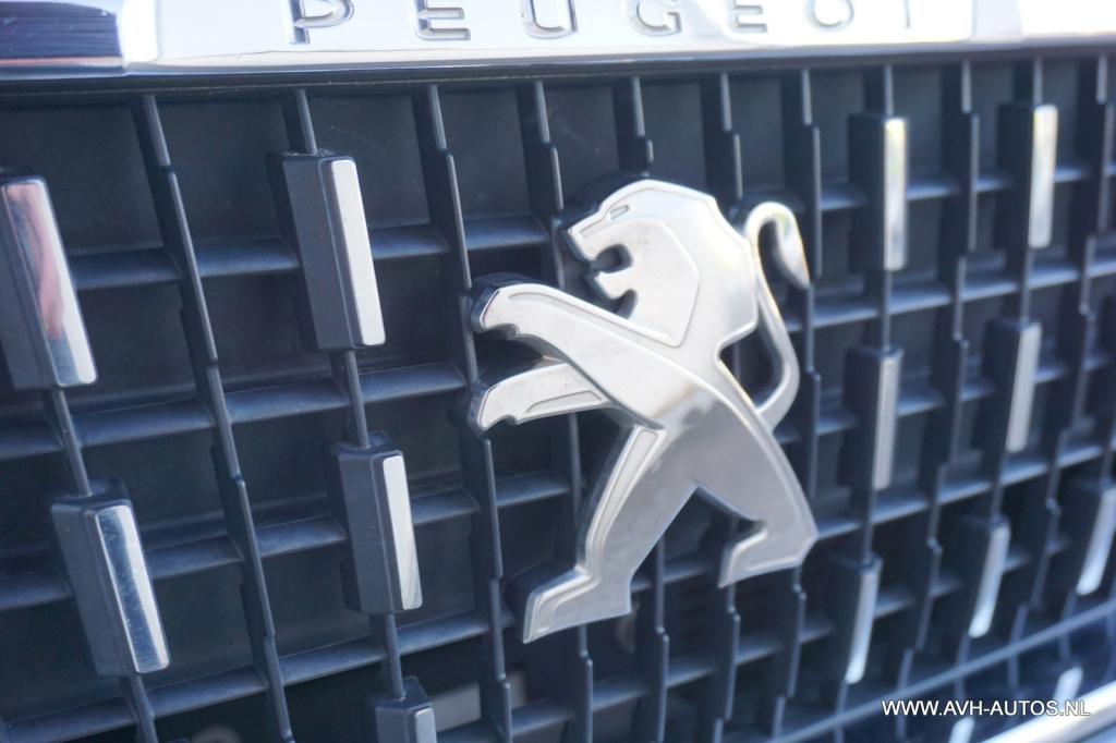 Peugeot 2008 1.2 puretech allure
