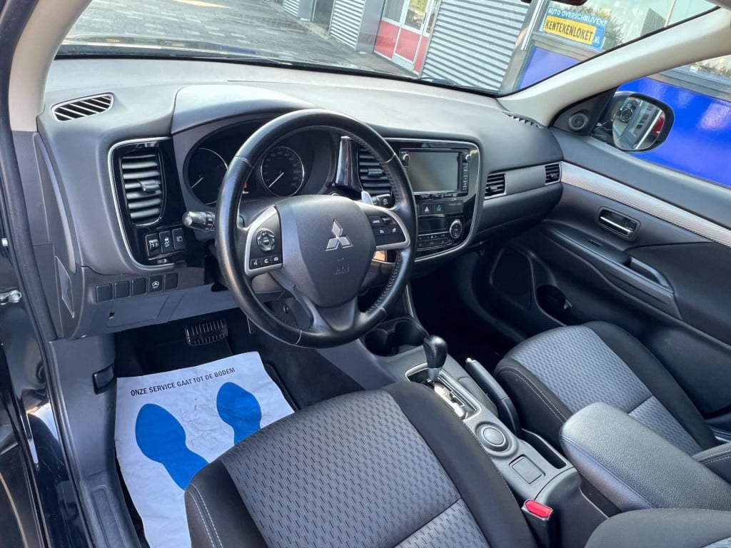 Mitsubishi Outlander 2.0 business edition 7 persoons