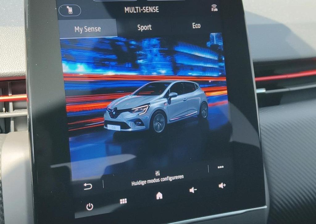 Renault Clio 1.6 e-tech hybrid 140 r.s. line - camera