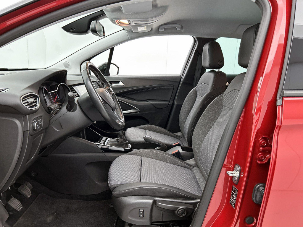 Opel Crossland X 1.2 turbo business elegance | winterpakket |  achterruitri