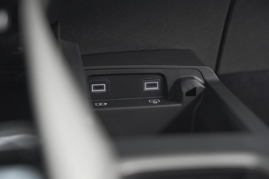 Peugeot 3008 1.2 hybrid 145 gt | elektrische kofferklep | camera | adaptiev