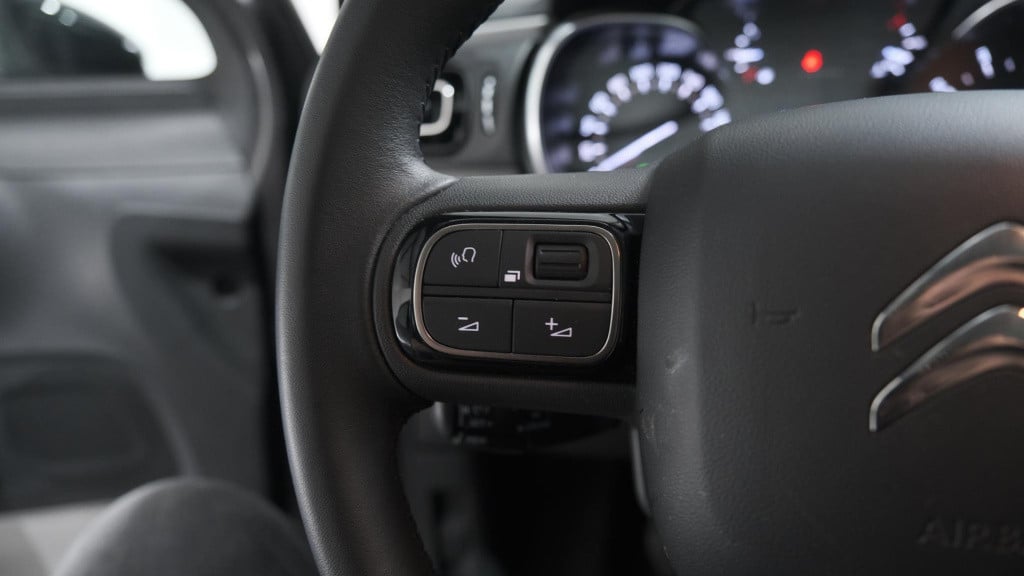 Citroen C3 puretech 82 feel edition | apple carplay | parkeersensoren | nav