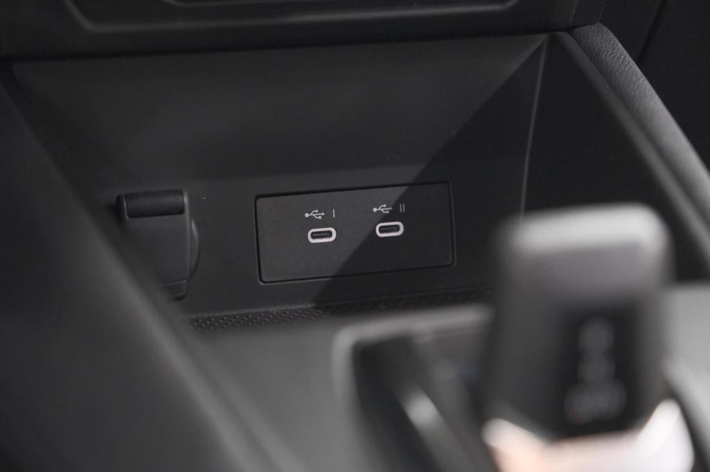 Renault Captur 1.8 e-tech full hybrid 160 techno | camera | winterpakket | 