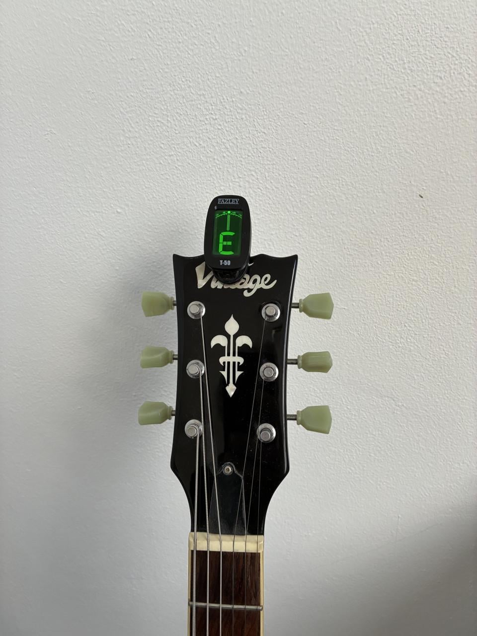 Vintage V100IT Les Paul Ice Tea nieuwstaat