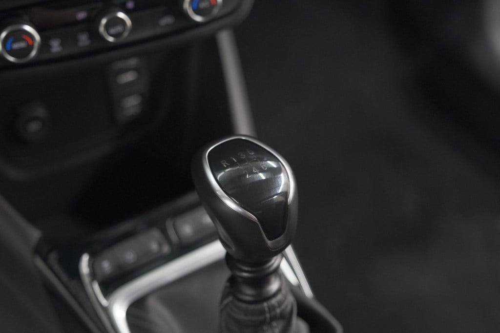 Opel Crossland X turbo 110 elegance | camera | navigatie | parkeersensoren 