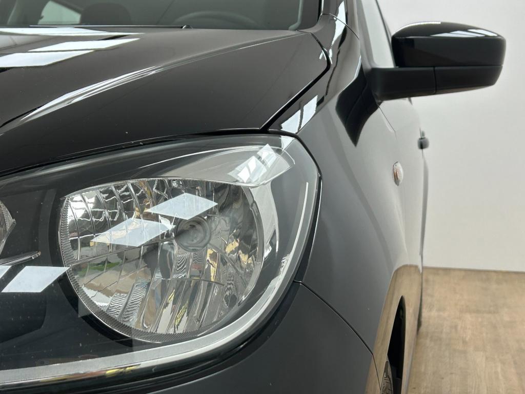 Volkswagen UP! occasion 1.0 high up! bluemotion | zwart | tweedehands volks