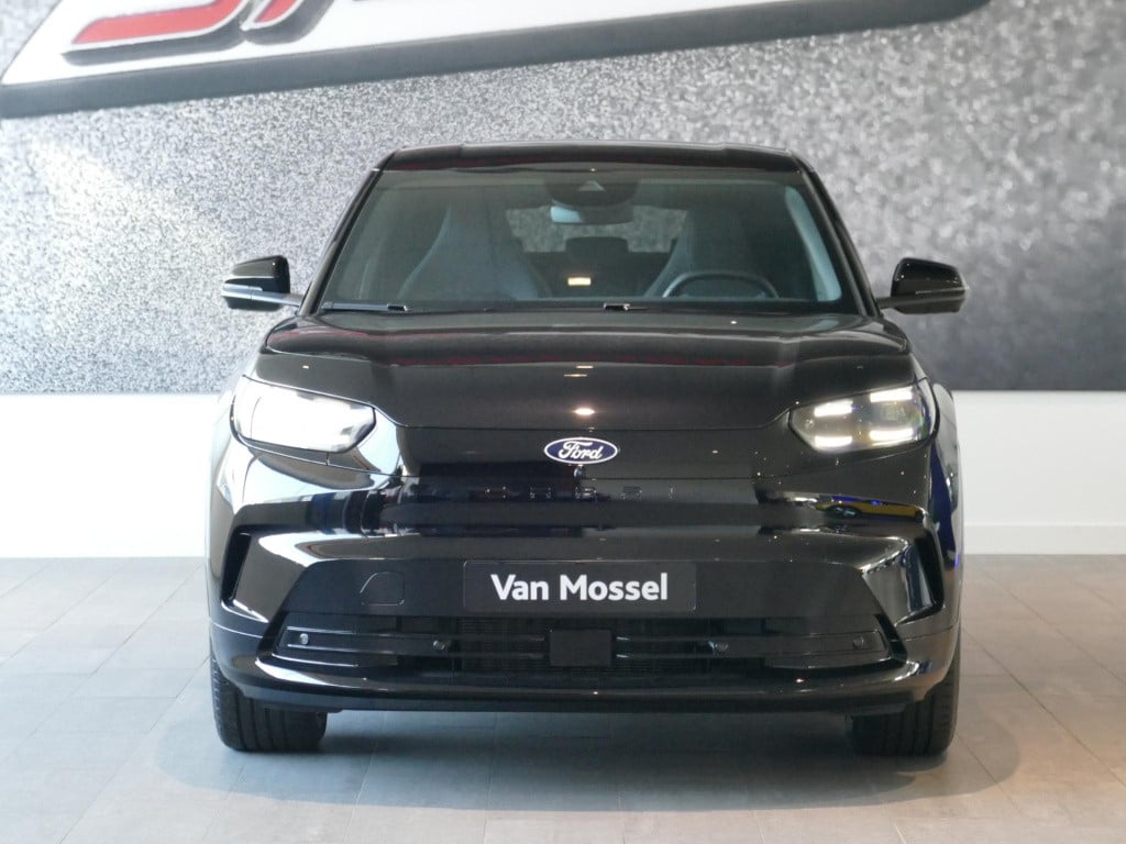 Ford Capri premium extended range awd 79 kwh | €9.800,00 voorraad voordeel!