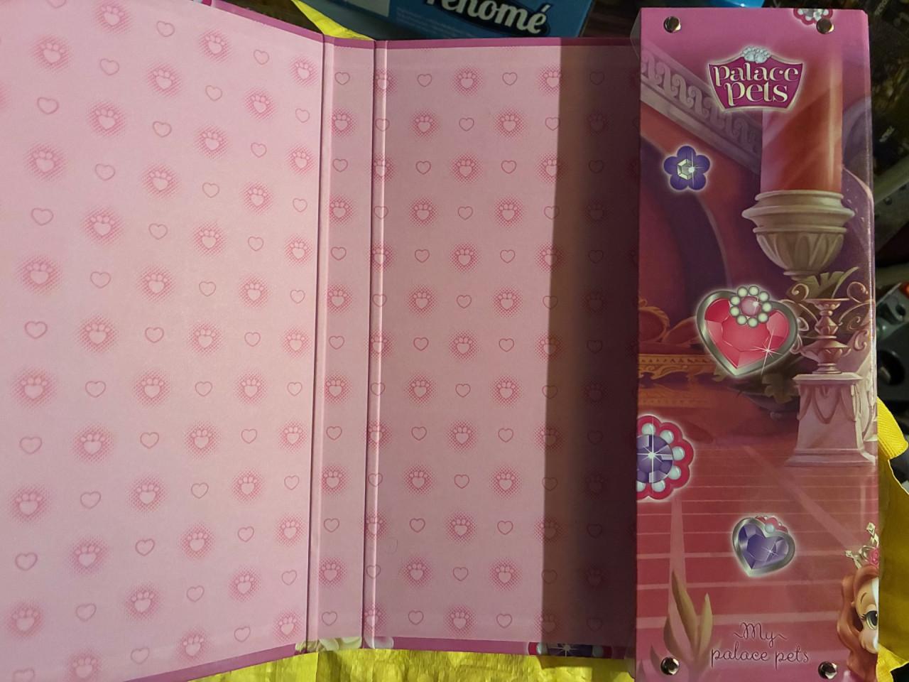 Twee opbergmappen Disney Princess Palace Pets