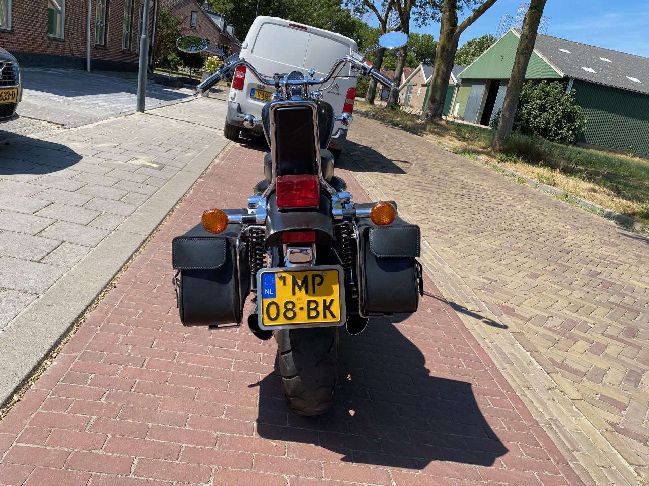 SUZUKI INTRUDER 1400