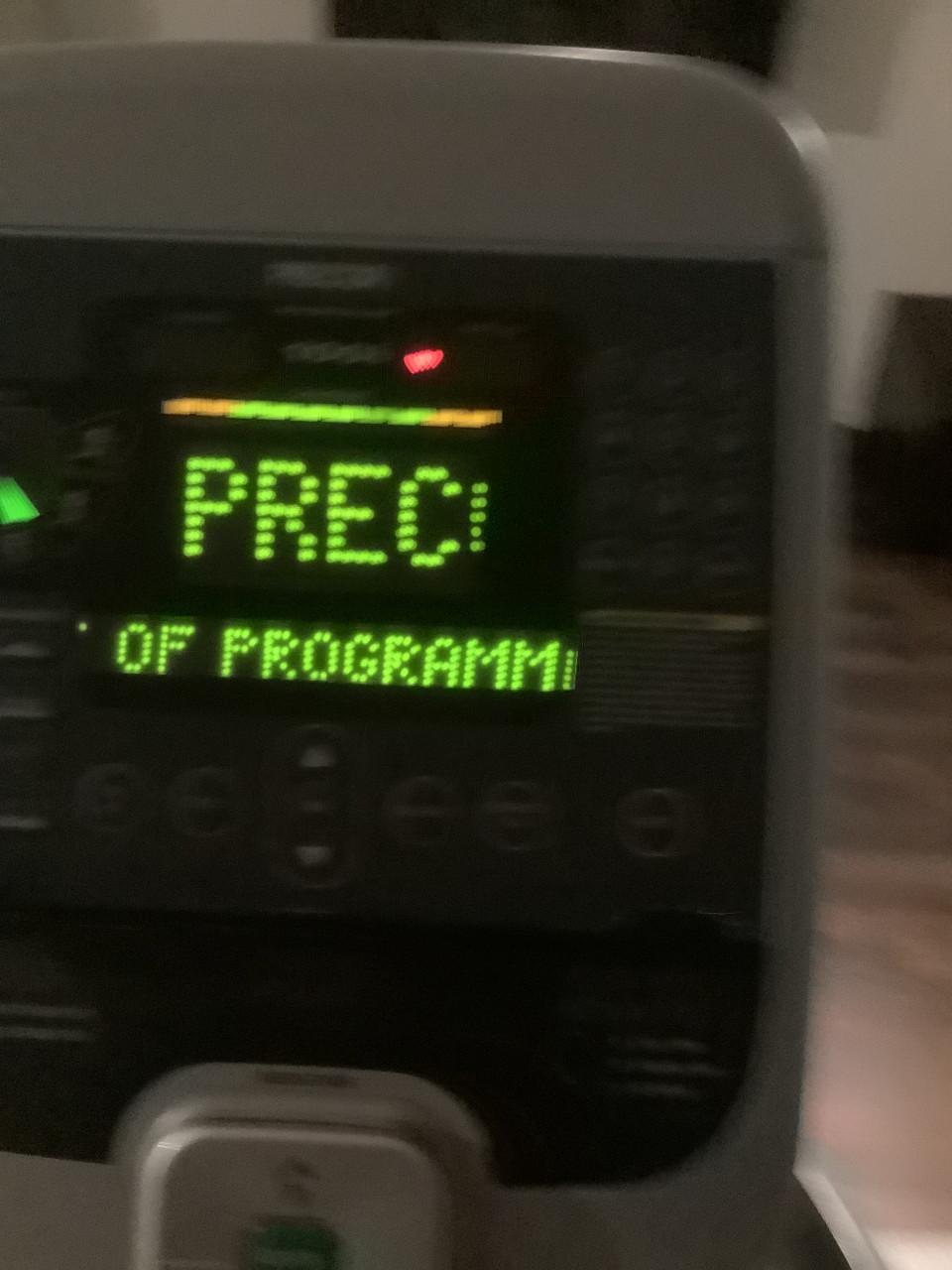 Precor 100i AMT Crosstrainer