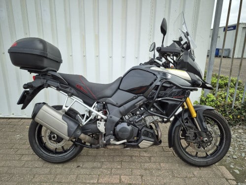 Suzuki VStrom DL1000A uit 2014, dikke Allroad motor
