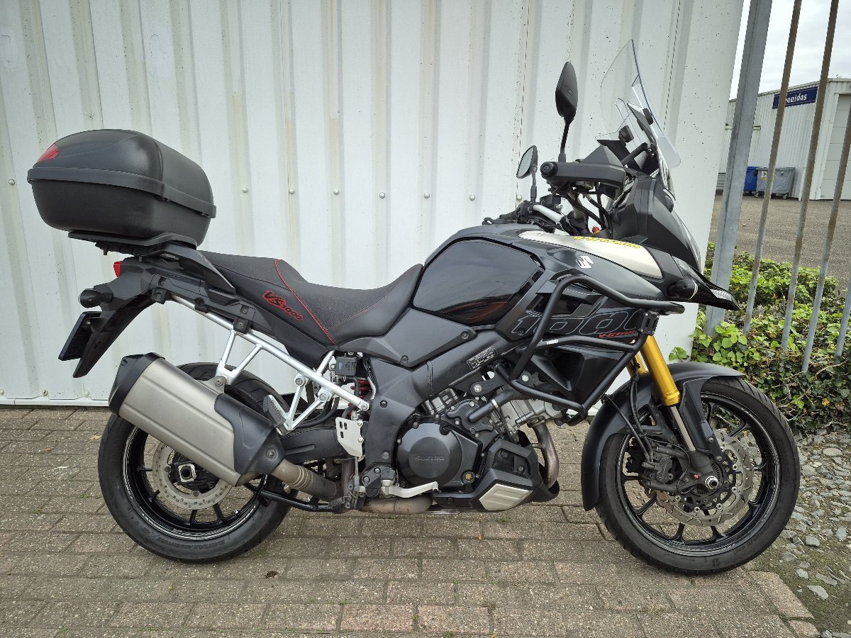 Suzuki VStrom DL1000A uit 2014, dikke Allroad motor