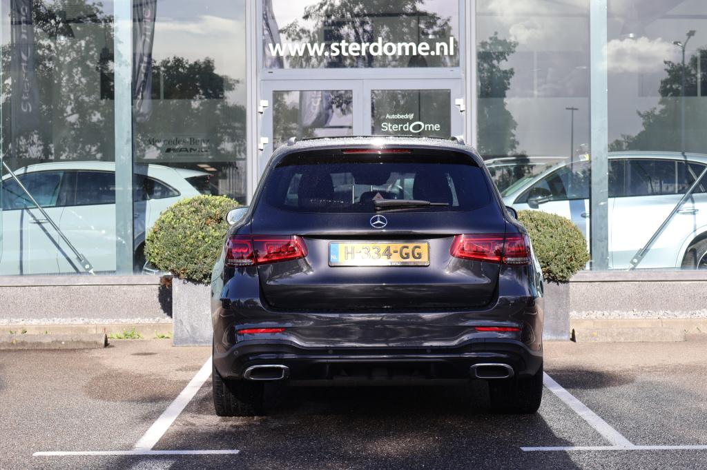 Mercedes-Benz Glc 200 premium i panoramadak i trekhaak i 360 camera i sfeer