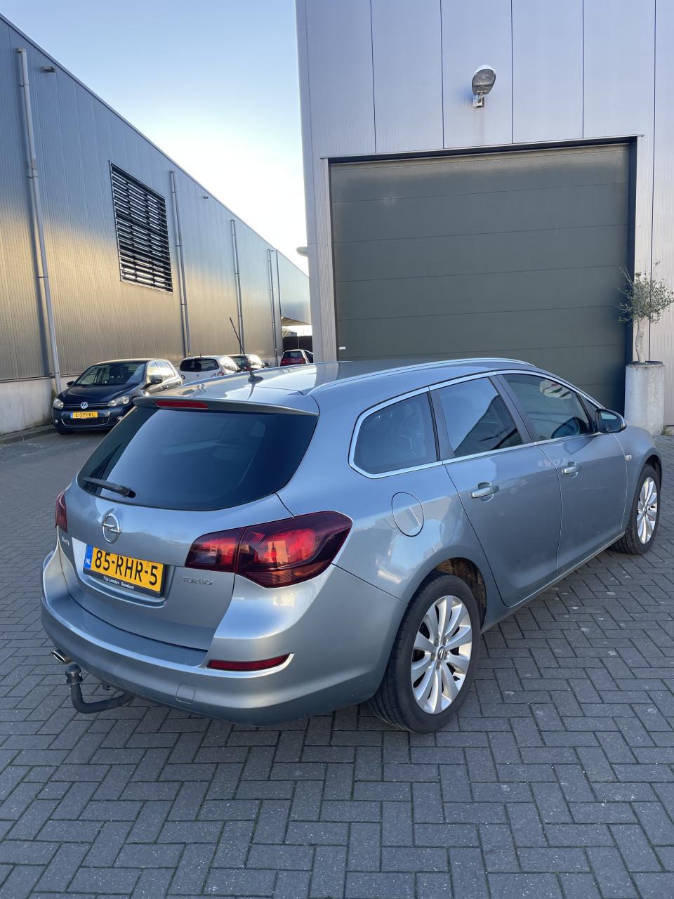 Opel Astra 1.4 Turbo 88KW ST 2011 Grijs | NAP | NIEUWE APK!
