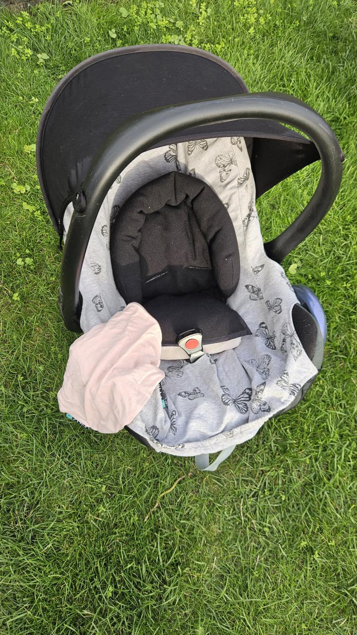 Maxi-Cosi Cabriofix + Pearl incl Familyfix