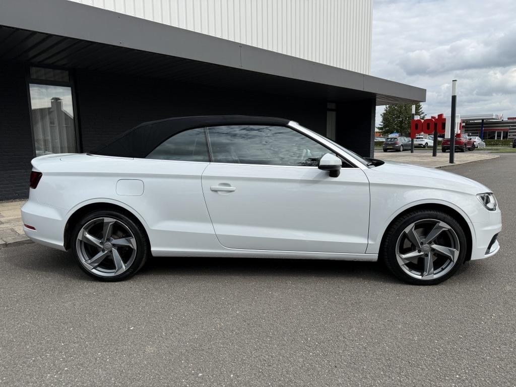Audi A3 cabriolet 1.8 tfsi ambition pro plus line.