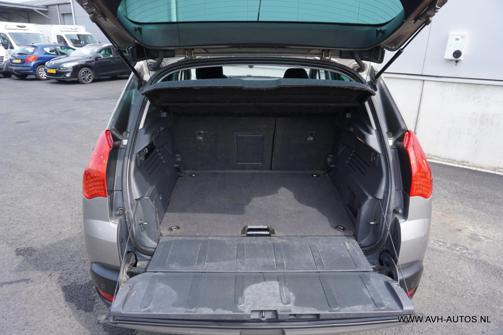 Peugeot 3008 1.6 vti st