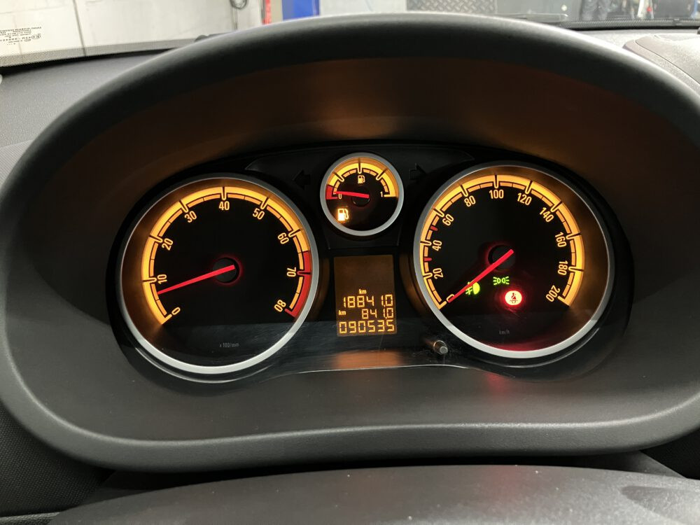 Opel Corsa 1.4-16V '111' Edition