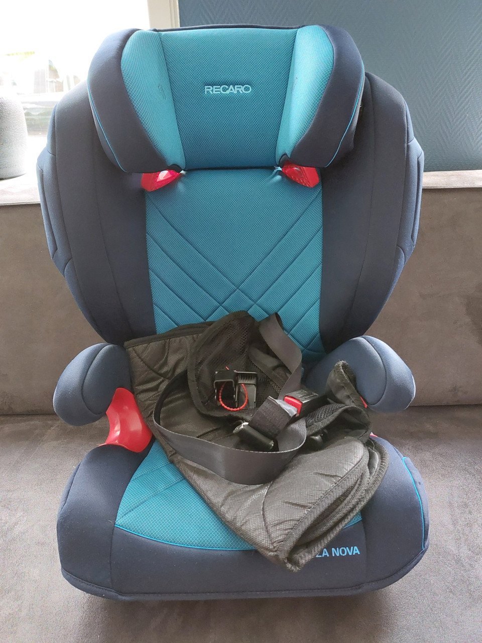 Recaro autostoeltje met speakers!