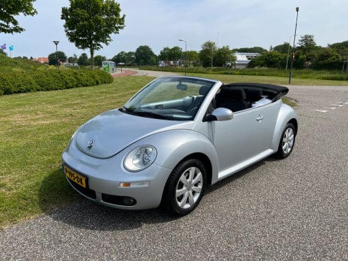 Puntgave VW Beetle Cabrio uit 2007 met slechts 139.000 km
